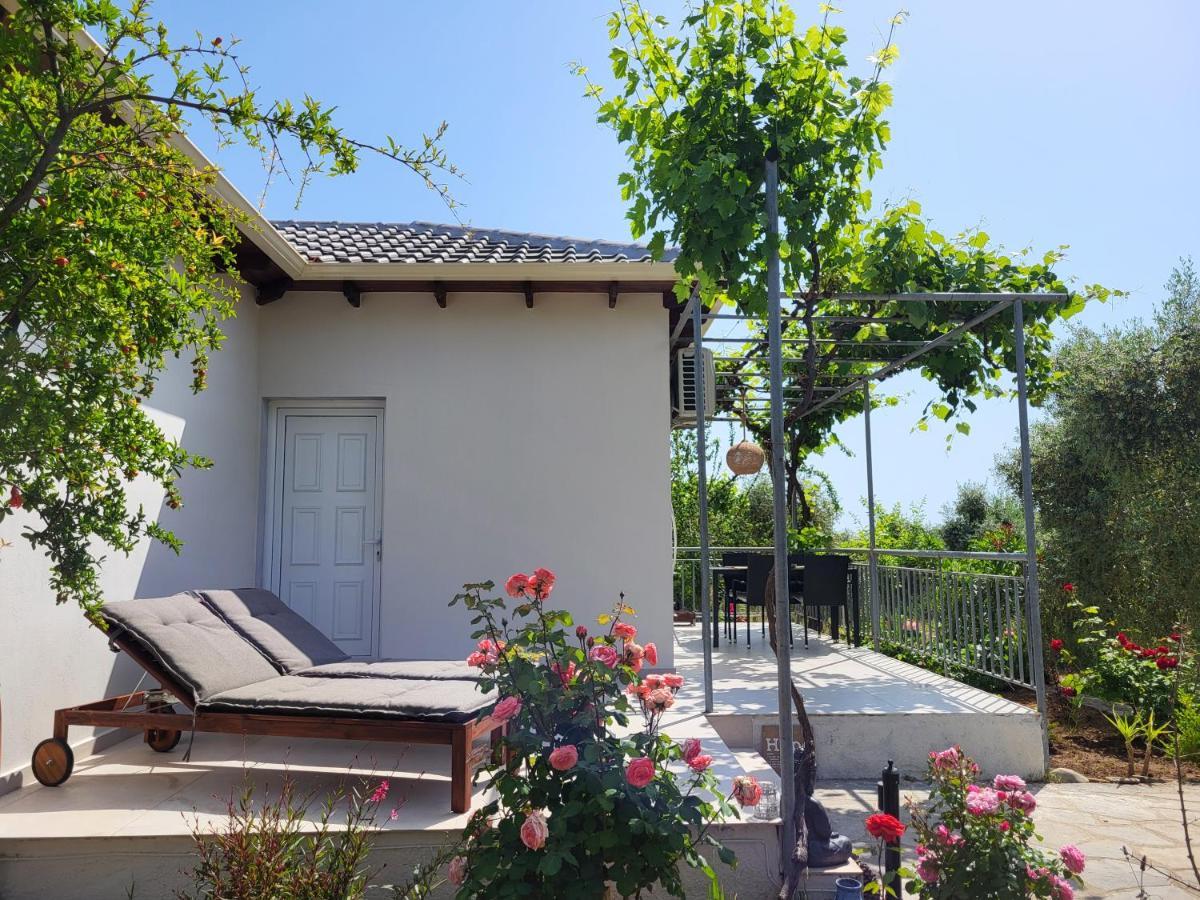 Ioannis Houses - Gemuetliches Ferienhaus Im Olivenhain Skala Potamia  Ngoại thất bức ảnh